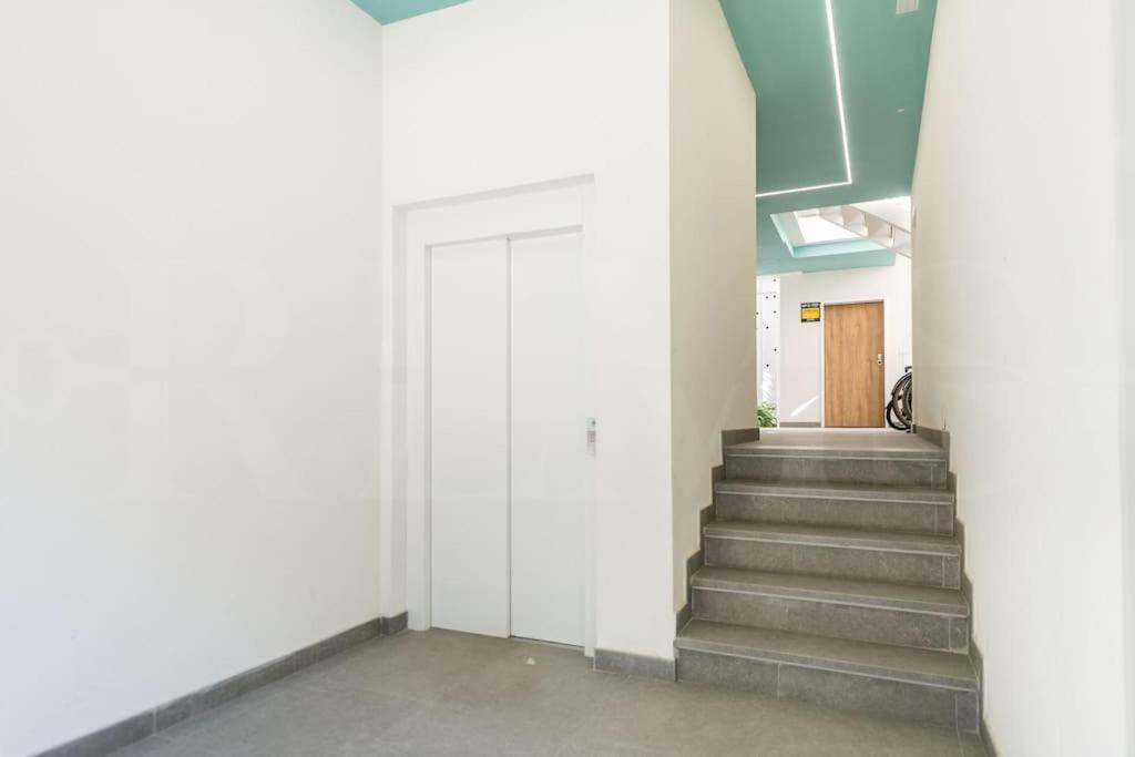 Appartement Calm With Private Patio By Rems *